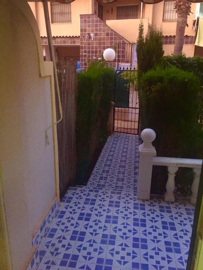 Punta Prima Bungalow Jardin Privado 또레비에하 외부 사진